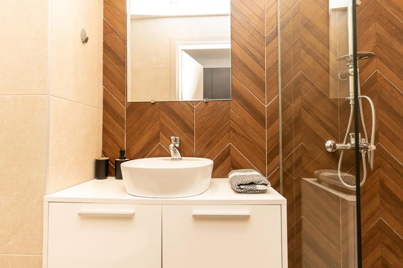 Delmare Val Studio Thessaloniki 0*,